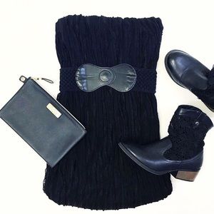 [January 7] Strapless Black Pleated Dress